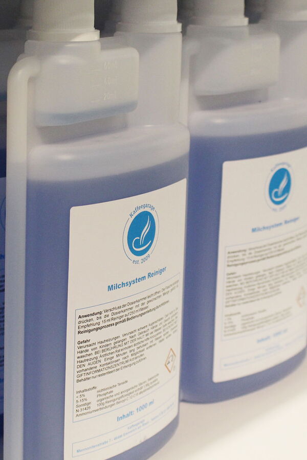 Filterpatronen, Reiniger und Entkalkungstabletten für Kaffeevollautomaten